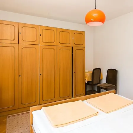 Ana Guest house